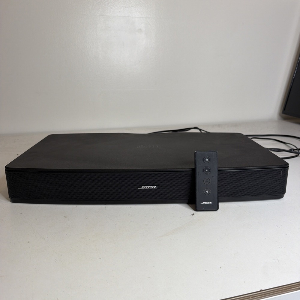 Bose Solo TV Sound System Model 410376 Black with Power Cord and Remote